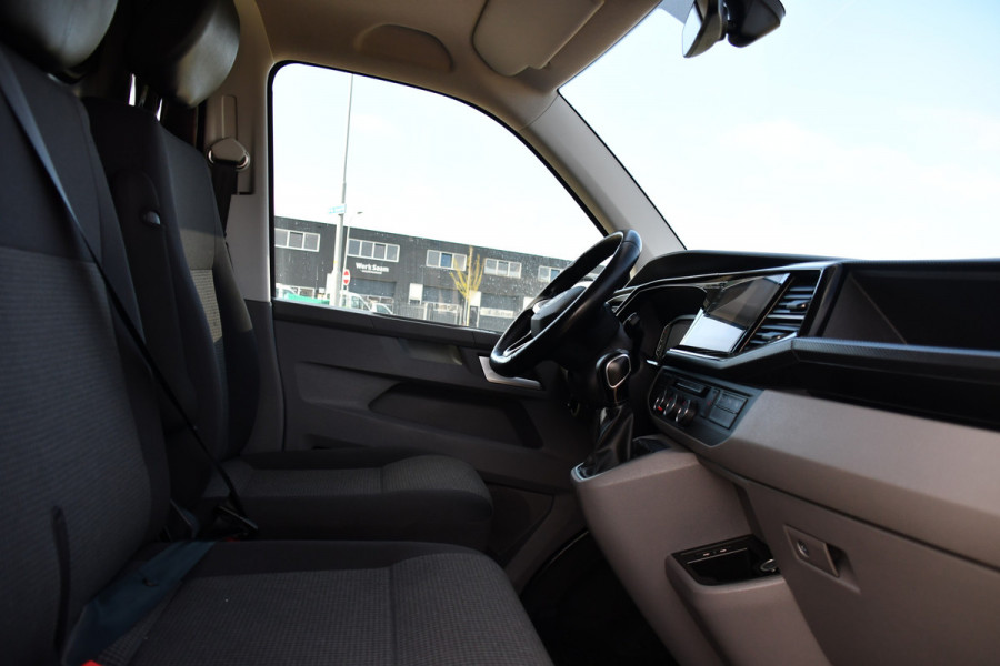 Volkswagen Transporter 2.0 TDI L1H1 30 Bulli Edition Virtual, Camera, Carplay, Stoelverwarming, 150pk, NAVI, Trekhaak, Sensoren, Uniek!