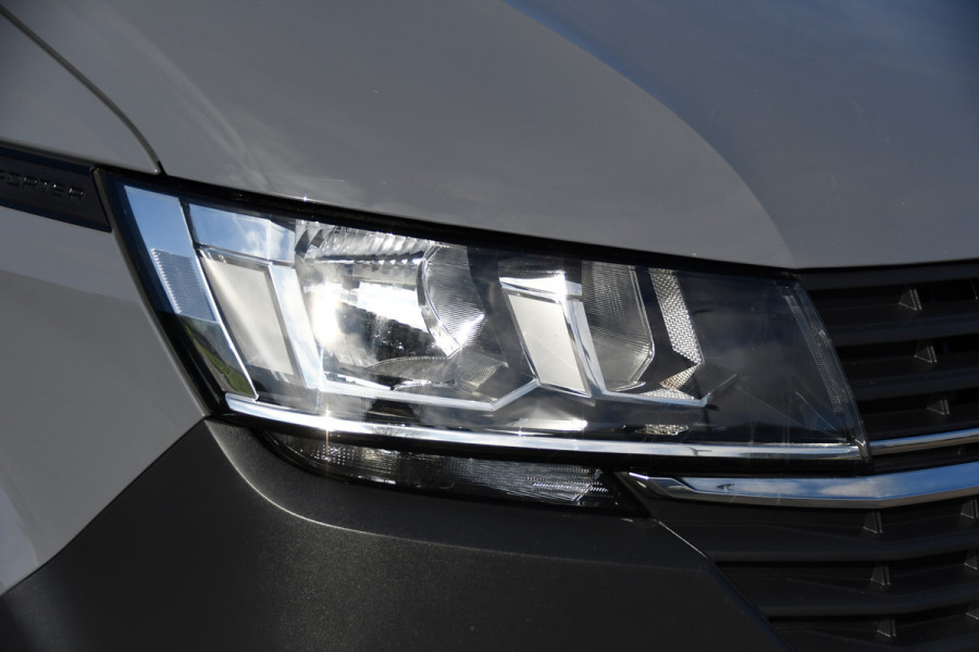 Volkswagen Transporter 2.0 TDI L1H1 30 Bulli Edition Virtual, Camera, Carplay, Stoelverwarming, 150pk, NAVI, Trekhaak, Sensoren, Uniek!