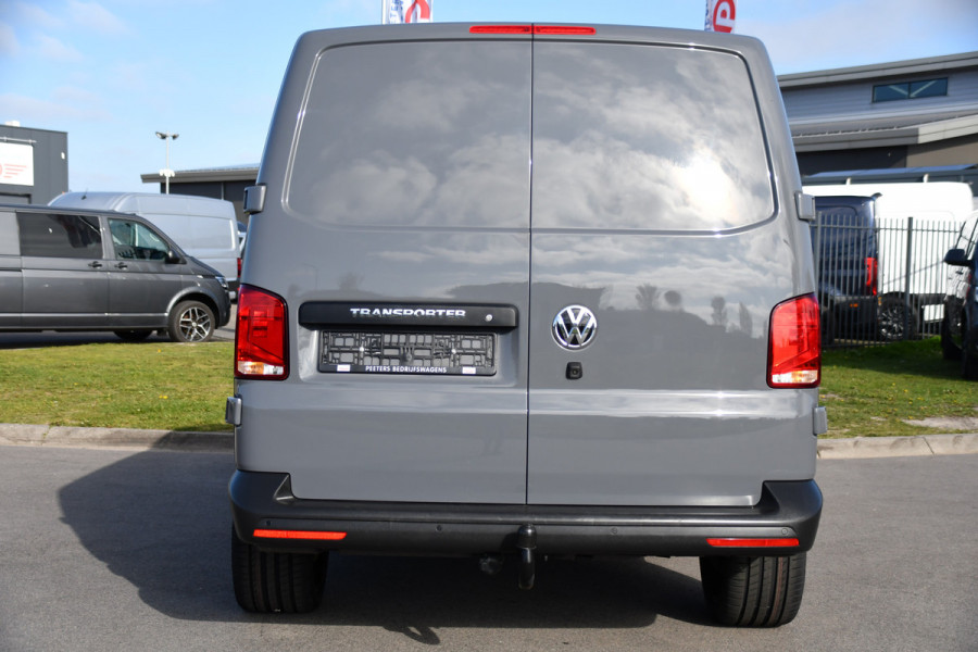 Volkswagen Transporter 2.0 TDI L1H1 30 Bulli Edition Virtual, Camera, Carplay, Stoelverwarming, 150pk, NAVI, Trekhaak, Sensoren, Uniek!