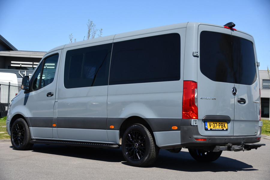 Mercedes-Benz Sprinter 319 V6 3.0 CDI L2H1 DC PB Edition Cruise, Camera, Carplay, 10,5'' Mbux, LED, Leder, Memorie, Trekhaak, 5 Zits, Uniek!