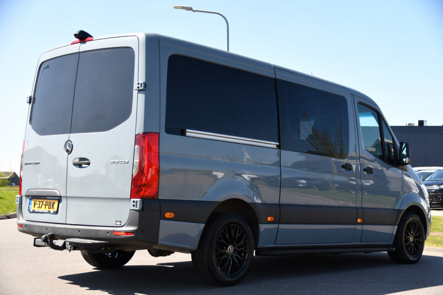 Mercedes-Benz Sprinter 319 V6 3.0 CDI L2H1 DC PB Edition Cruise, Camera, Carplay, 10,5'' Mbux, LED, Leder, Memorie, Trekhaak, 5 Zits, Uniek!