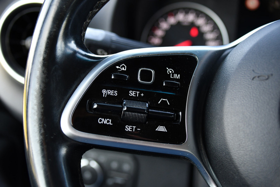 Mercedes-Benz Sprinter 319 3.0 CDI L2H1 DC PB Edition 360 Camera, Cruise, Carplay, LED, Stoelverwarming, 190pk, Automaat, Trekhaak, 3500kg Trekhaak, Standakachel,Uniek!