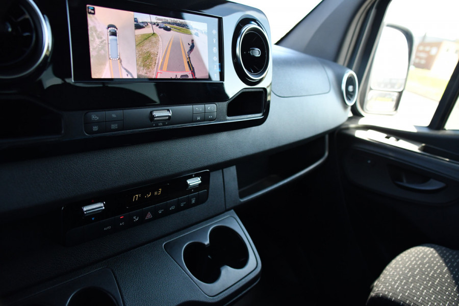 Mercedes-Benz Sprinter 319 3.0 CDI L2H1 DC PB Edition 360 Camera, Cruise, Carplay, LED, Stoelverwarming, 190pk, Automaat, Trekhaak, 3500kg Trekhaak, Standakachel,Uniek!