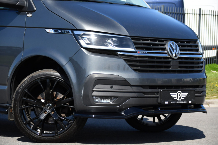 Volkswagen Transporter 2.0 TDI L2H1 30 DC 4Motion Bulli Virtual, Adaptieve Cruise, Camera, Carplay, LED, 2 x Schuifdeur, 150pk, 4x4, Automaat, Multimedia, Trekhaak, Uniek!