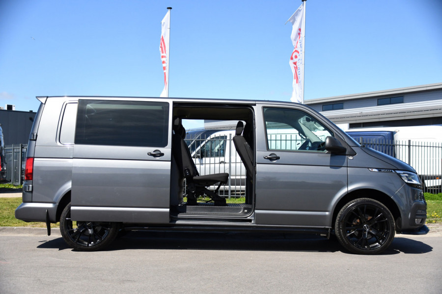 Volkswagen Transporter 2.0 TDI L2H1 30 DC 4Motion Bulli Virtual, Adaptieve Cruise, Camera, Carplay, LED, 2 x Schuifdeur, 150pk, 4x4, Automaat, Multimedia, Trekhaak, Uniek!