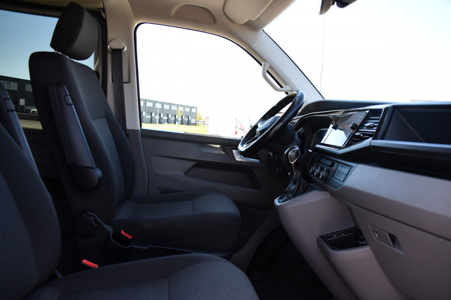 Volkswagen Transporter 2.0 TDI L2H1 30 DC 4Motion Bulli Virtual, Adaptieve Cruise, Camera, Carplay, LED, 2 x Schuifdeur, 150pk, 4x4, Automaat, Multimedia, Trekhaak, Uniek!