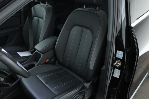 Audi Q4 e-tron 45 quattro S edition 77 kWh 265PK, S-line! Leer, Climate,