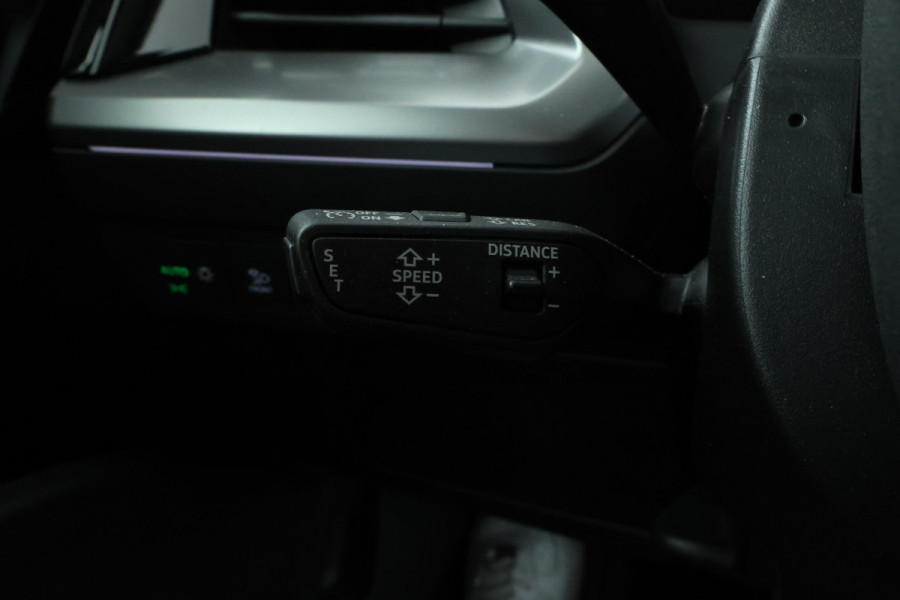 Audi Q4 e-tron 45 quattro S edition 77 kWh 265PK, S-line! Leer, Climate,