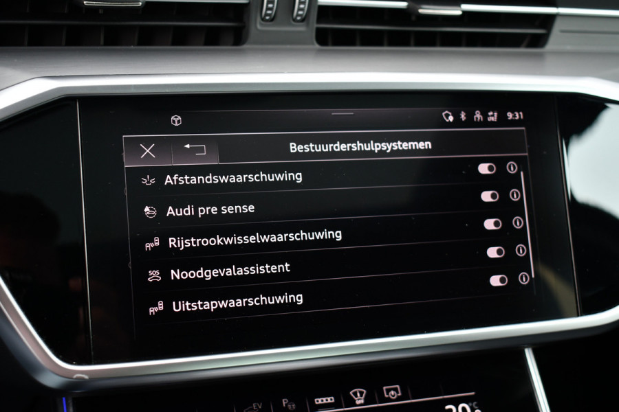 Audi A6 Limousine 55 TFSI e quattro Competition Pano Ultra-blau HUD ACC B&O