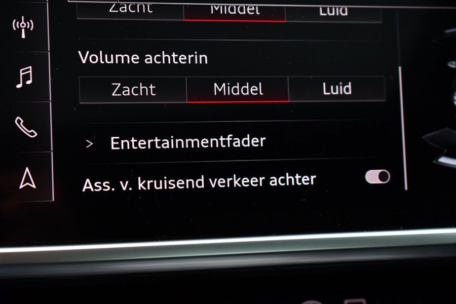 Audi A6 Limousine 55 TFSI e quattro Competition Pano Ultra-blau HUD ACC B&O