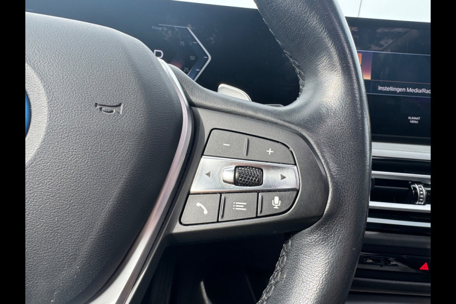 BMW 3 Serie Touring 320e Panorama XDrive Leder LED Stoelverw.