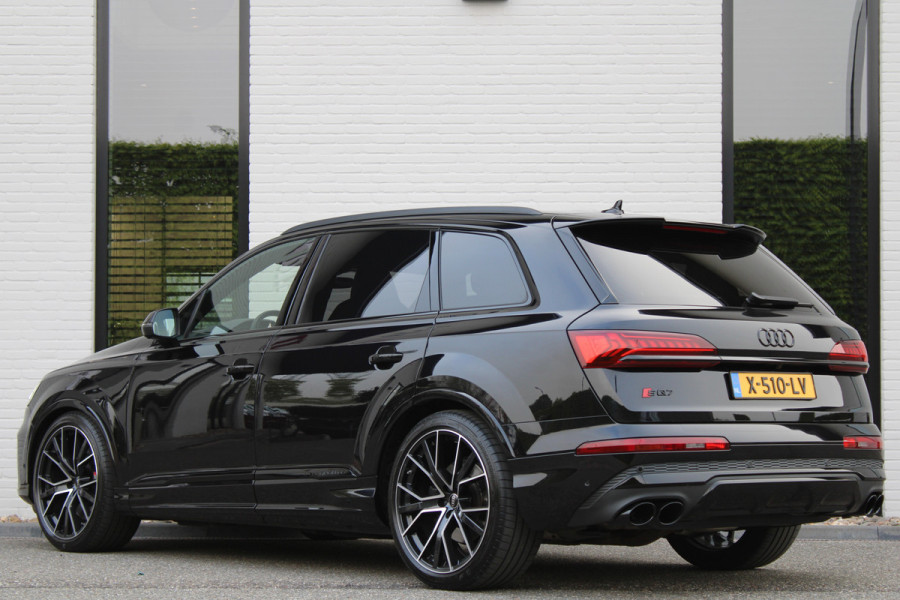Audi Q7 4.0 TDI SQ7 quattro / Pano / 7-pers / Luchtvering / 4W-Sturing / Massage / Vol Opties / NIEUWSTAAT