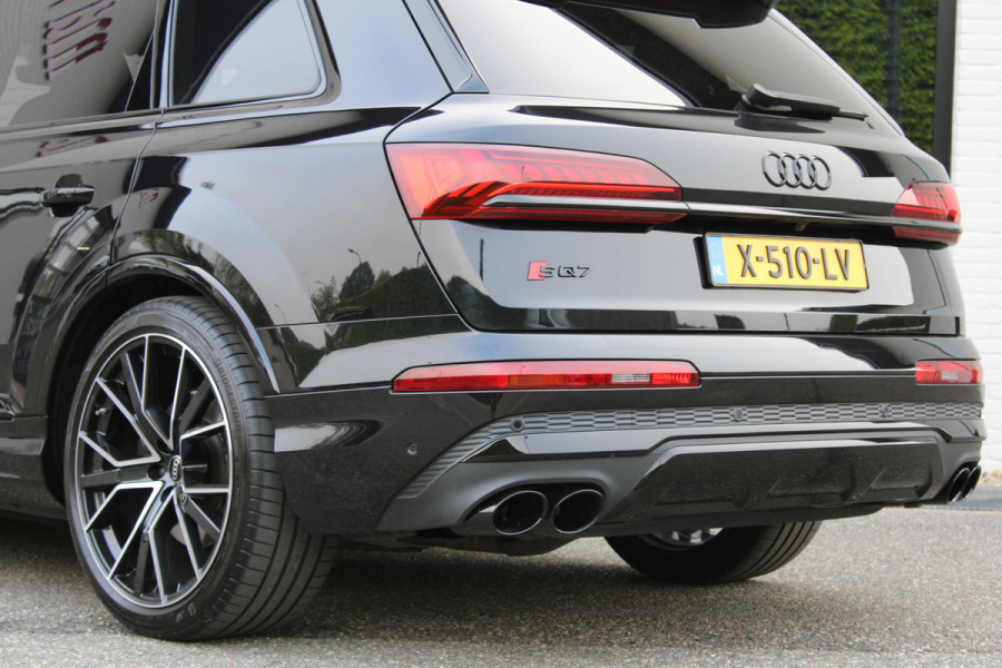 Audi Q7 4.0 TDI SQ7 quattro / Pano / 7-pers / Luchtvering / 4W-Sturing / Massage / Vol Opties / NIEUWSTAAT