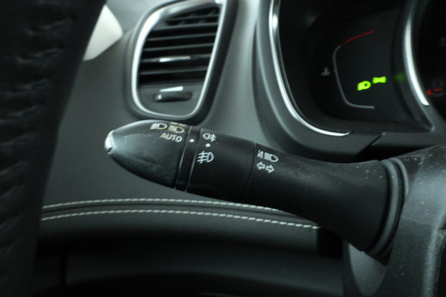 Renault Scénic 1.3 TCe Bose Navigatie, Climate, Trekhaak,