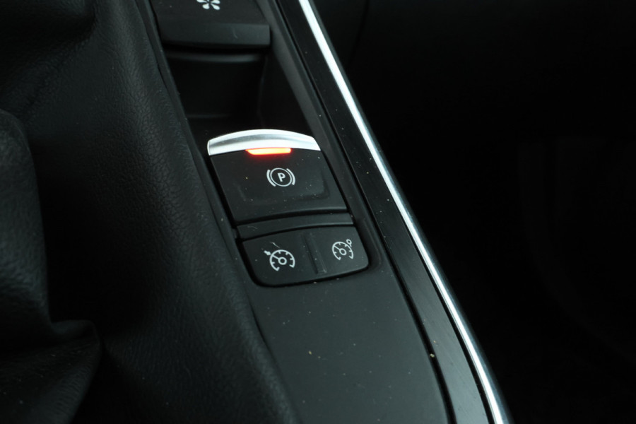 Renault Scénic 1.3 TCe Bose Navigatie, Climate, Trekhaak,