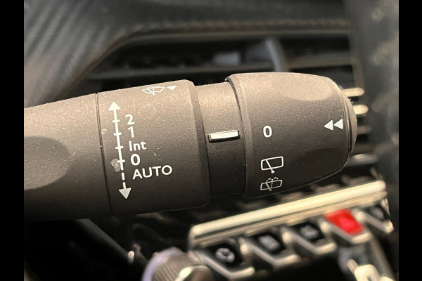 Peugeot e-2008 EV Active Pack 50 kWh CAMERA PDC ACHTER CRUISE CONTROL APPLE CARPLAY LED