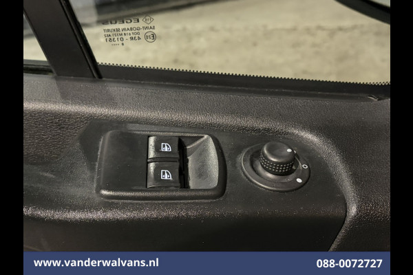 Renault Trafic 1.6 dCi 122pk L2H1 Euro6 Airco | Imperiaal | Trekhaak | Navigatie | LM velgen | Cruisecontrol Parkeersensoren, Bijrijdersbank