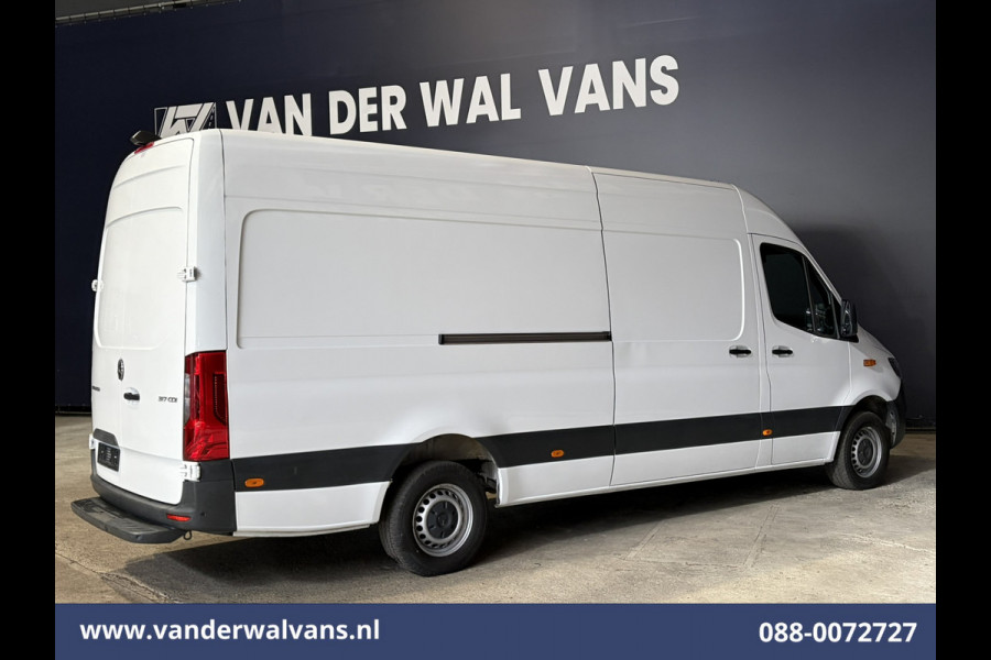 Mercedes-Benz Sprinter 317 CDI 170pk L3H2 Euro6 Airco | 360 graden Camera | Navigatie | Apple Carplay | Cruisecontrol | Android Auto, Stoelverwarming, Parkeersensoren, Chauffeursstoel, Bijrijdersbank