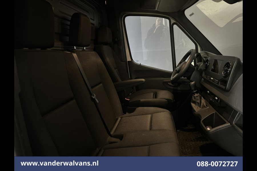 Mercedes-Benz Sprinter 315 CDI 150pk L3H2 Euro6 Airco | 360 graden camera | Navigatie | Apple Carplay | Cruisecontrol Android auto, Chauffeursstoel, Stoelverwarming, Parkeersensoren, Bijrijdersbank