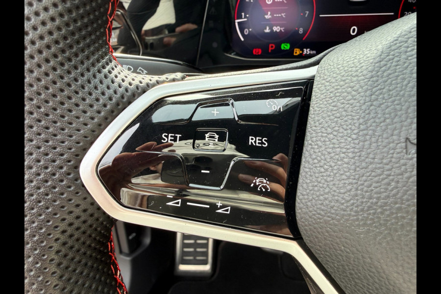 Volkswagen Golf 2.0 TSI GTI Clubsport | DSG | Pano | 300PK!