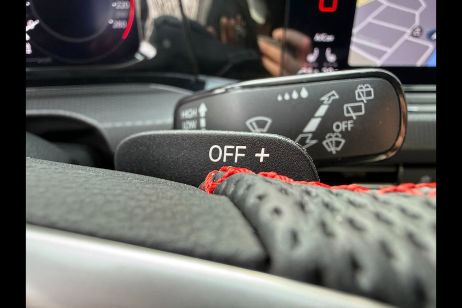 Volkswagen Golf 2.0 TSI GTI Clubsport | DSG | Pano | 300PK!