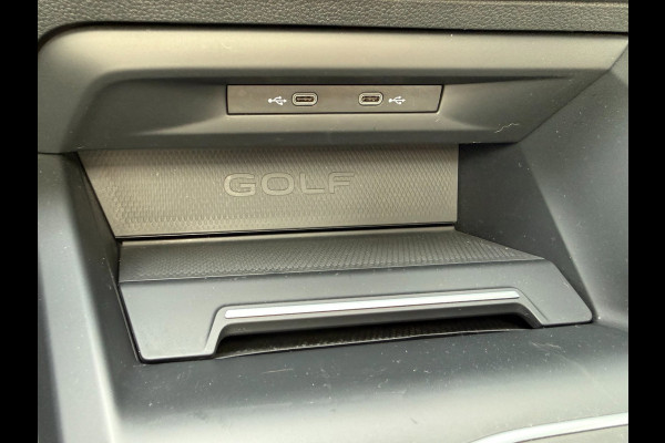 Volkswagen Golf 2.0 TSI GTI Clubsport | DSG | Pano | 300PK!
