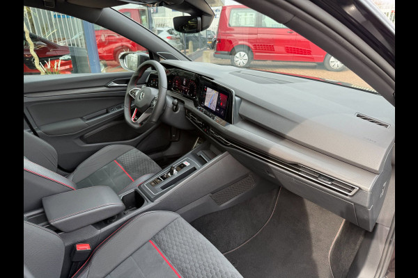 Volkswagen Golf 2.0 TSI GTI Clubsport | DSG | Pano | 300PK!
