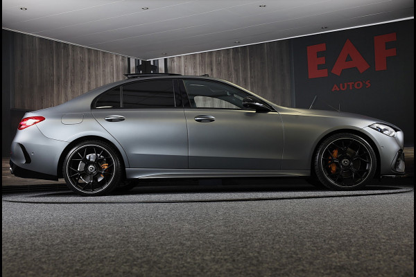 Mercedes-Benz C-Klasse 300 e AMG 63 Look / Massage / Burmester / Head Up / 360 Camera / Acc / Elek Stoelen / Open Pano / 20 Inch