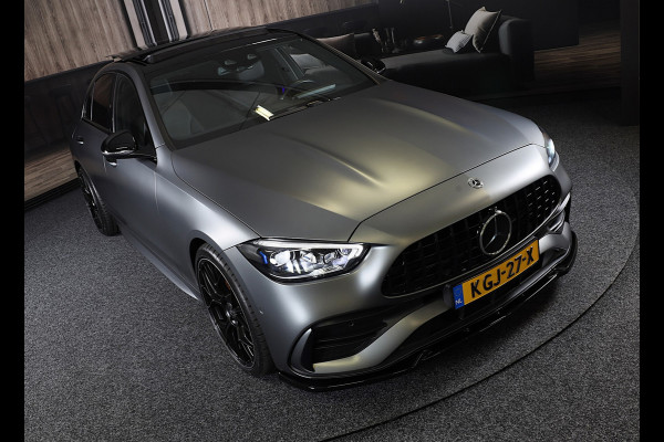 Mercedes-Benz C-Klasse 300 e AMG 63 Look / Massage / Burmester / Head Up / 360 Camera / Acc / Elek Stoelen / Open Pano / 20 Inch