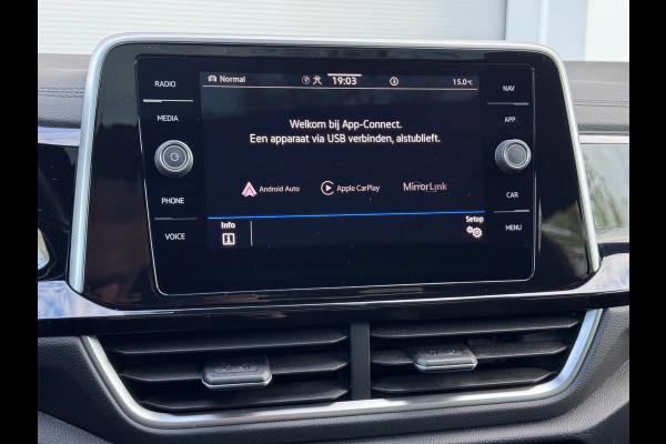 Volkswagen T-Roc 1.5 TSI 3x R-Line Pano/Camera/AppleCarPlay