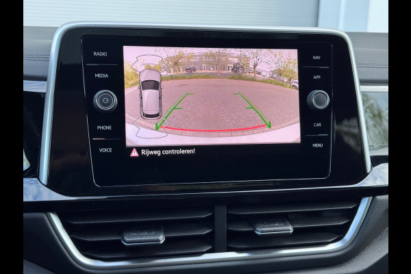 Volkswagen T-Roc 1.5 TSI 3x R-Line Pano/Camera/AppleCarPlay