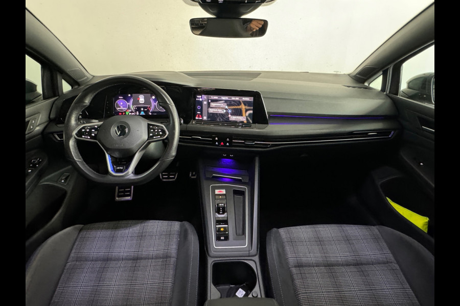 Volkswagen Golf 1.4 eHybrid GTE Pano|Keyless|IQ|Sfeer|In.BTW