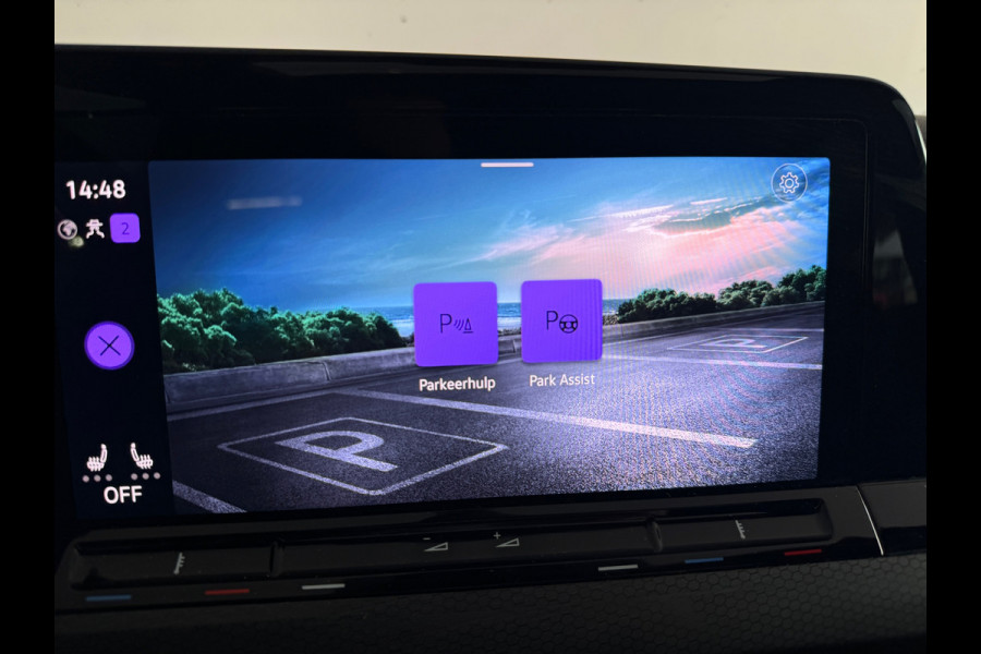 Volkswagen Golf 1.4 eHybrid GTE Pano|Keyless|IQ|Sfeer|In.BTW