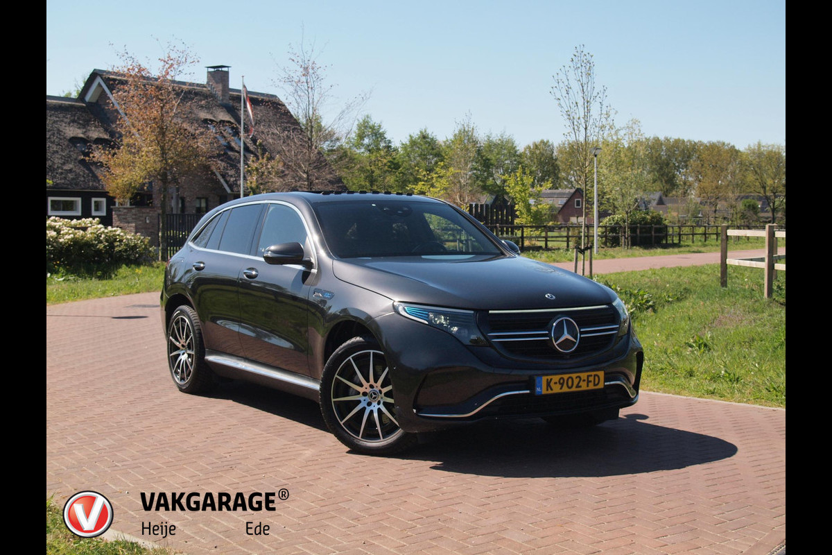 Mercedes-Benz EQC 400 4MATIC Business Solution AMG 80 kWh | Schuifdak | Trekhaak | Head-Up Display | Burmester | 360 Camera | NL-Auto |