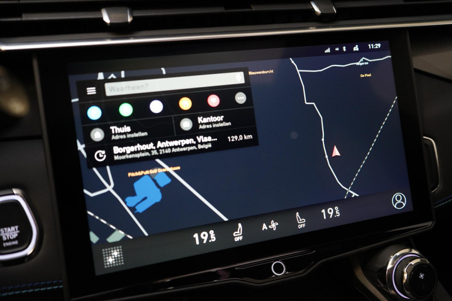 Lynk & Co 01 1.5 | Zwart optiek | Panoramadak | Navigatie | Memory | Apple CarPlay