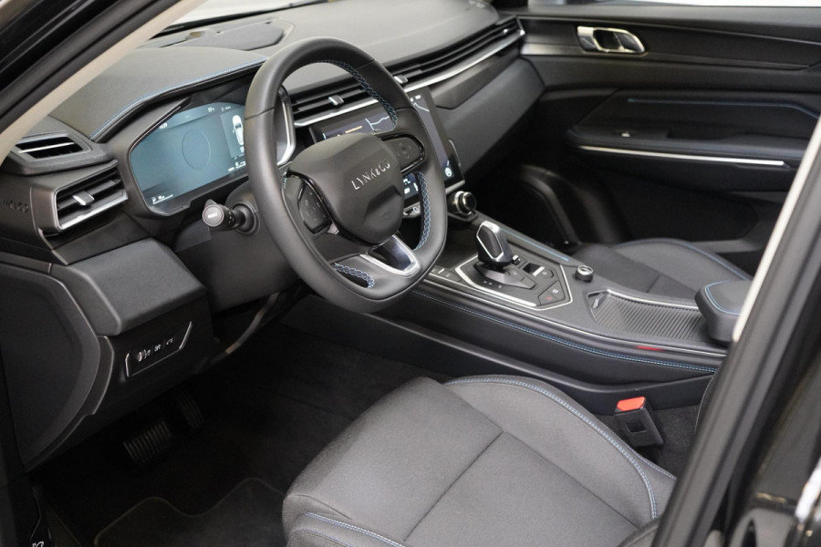 Lynk & Co 01 1.5 | Zwart optiek | Panoramadak | Navigatie | Memory | Apple CarPlay