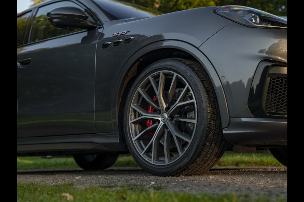 Maserati Grecale 3.0 V6 Trofeo 530pk | 2e eig | Carbon Pack | Pano-dak | Sonus Faber | NL-auto