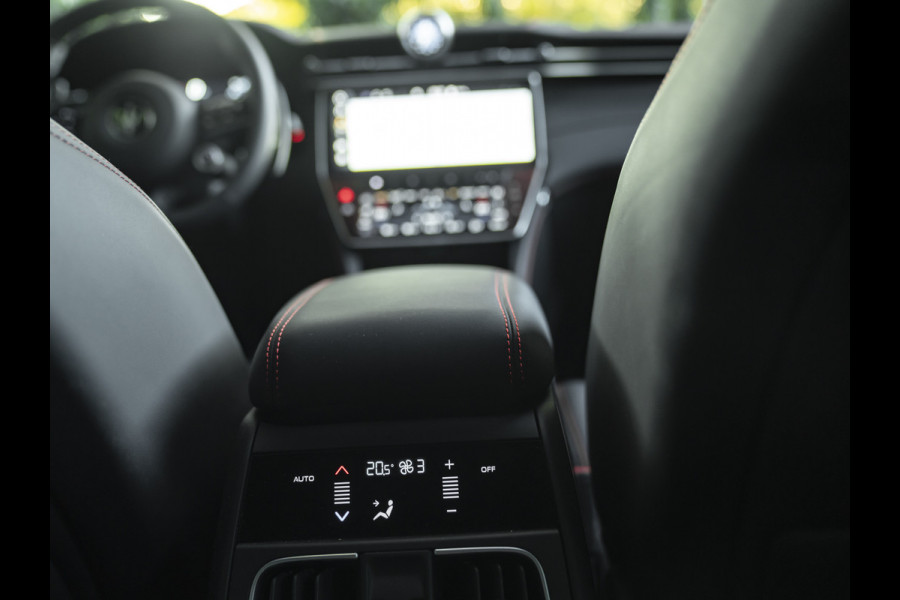 Maserati Grecale 3.0 V6 Trofeo 530pk | 2e eig | Carbon Pack | Pano-dak | Sonus Faber | NL-auto