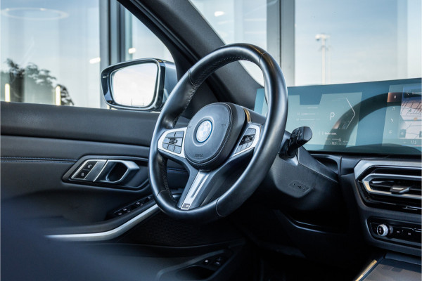 BMW 3 Serie Touring 320e - M Sport | Cruise Control | Stoelverwarming | Keyless