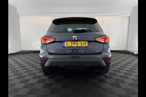 Seat Arona 1.0 TSI Style Business Intense (INCL-BTW) Aut. *ADAPTIVE-CRUISE | NAVI-FULLMAP | KEYLESS | CAMERA | DAB | CARPLAY | PRIVACY-GLASS | ECC | PDC | 16''ALU*