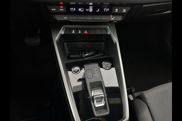 Audi A3 Limousine 30 TFSI Advanced edition (INCL-BTW) Aut. *FULL-LED | ADAPTIVE-CRUISE | DIGI-COCKPIT | SPORTSEATS | NAVI-FULLMAP | PRIVACY-GLASS | SHIFTPADDLES | DAB | ECC | PDC | 19''ALU*