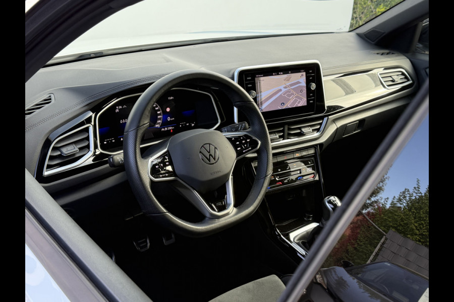 Volkswagen T-Roc 1.0 TSI R-Line Business | Trekhaak | ACC | IQ Light | Camera | DAB+