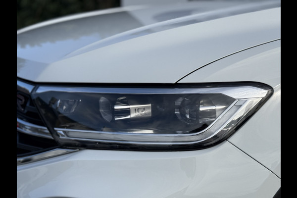 Volkswagen T-Roc 1.0 TSI R-Line Business | Trekhaak | ACC | IQ Light | Camera | DAB+