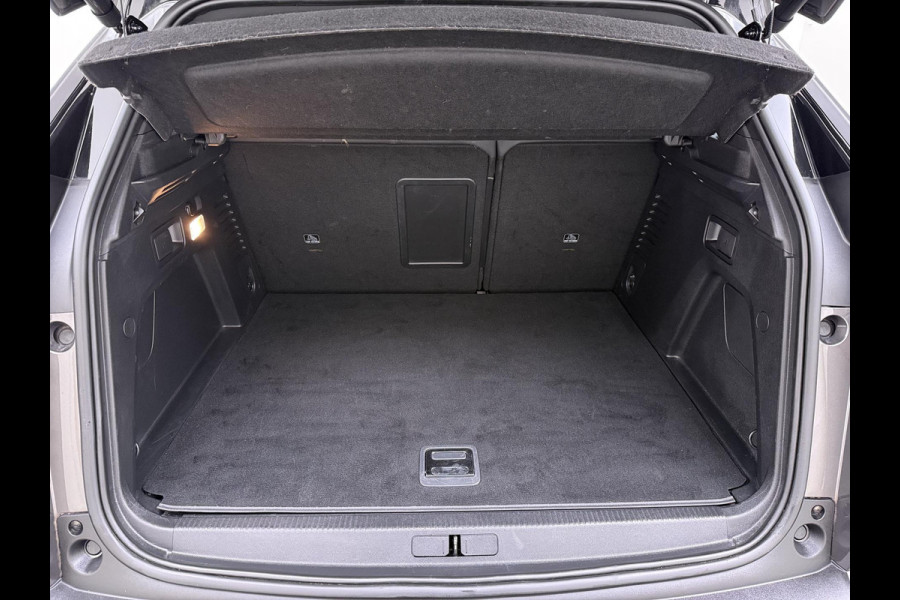 Peugeot 3008 1.6 HYbrid 225 GT Pack Business PANO| ELEKTRISCHE ACHTERKLEP| BLACK PACK| ADAPTIVE CRUISE CONTROL| CAMERA VOOR + ACHTER| FOCAL AUDIO| STOELVERWARMING| STANDKACHEL|