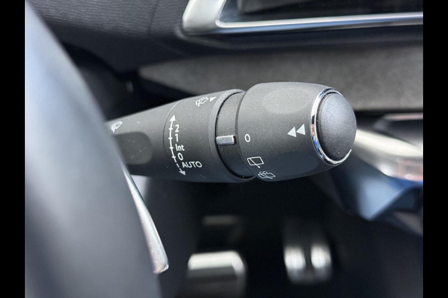Peugeot 3008 1.6 HYbrid 225 GT Pack Business PANO| ELEKTRISCHE ACHTERKLEP| BLACK PACK| ADAPTIVE CRUISE CONTROL| CAMERA VOOR + ACHTER| FOCAL AUDIO| STOELVERWARMING| STANDKACHEL|