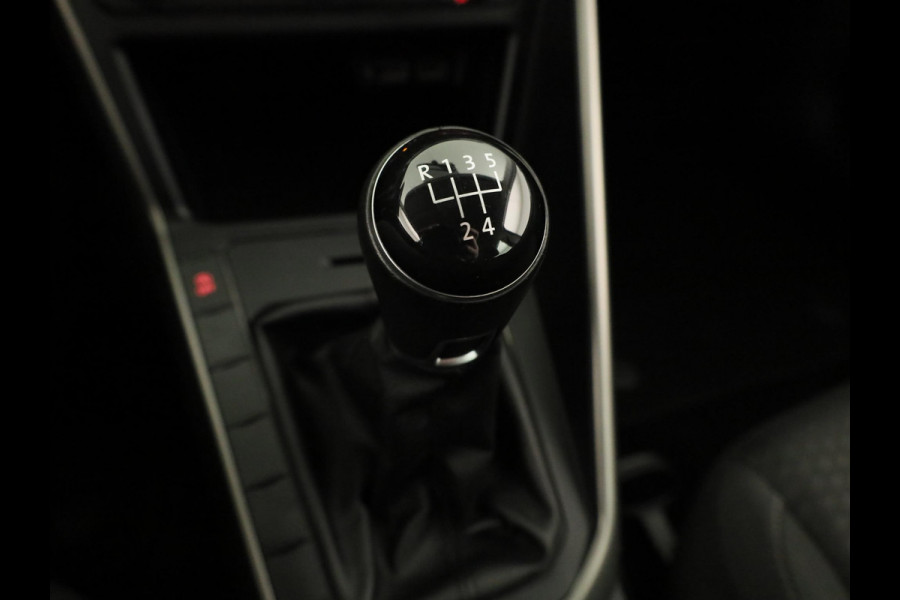 Volkswagen Polo 1.0 TSI Comfortline | navigatie | Apple Carplay & Android auto | Cruise control adaptief | Airco |