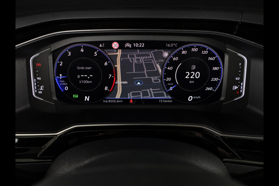 Volkswagen Taigo 1.0 TSI R-Line | DSG Automaat | Camera | Stoelverwarming | Apple Carplay & Android Auto |