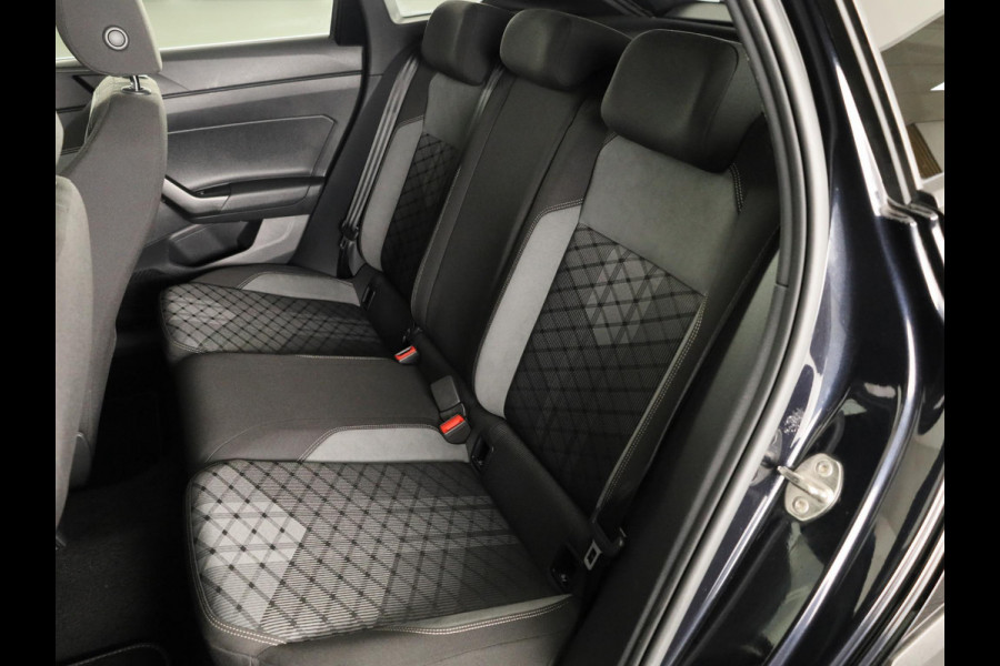 Volkswagen Taigo 1.0 TSI R-Line | DSG Automaat | Camera | Stoelverwarming | Apple Carplay & Android Auto |