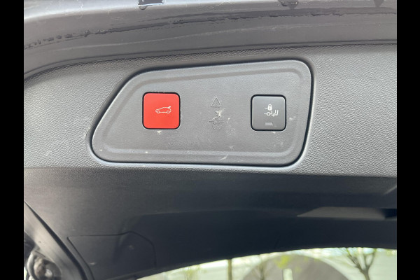 Peugeot 3008 GT PHEV | APPLE CARPLAY | ELEKTRISCHE ACHTERKLEP | CAMERA VOOR + ACHTER | ADAPTIVE CRUISE CONTROL | FOCAL AUDIO | DODEHOEK DETECTIE| RIJKLAARPRIJS INCL. 12 MND BOVAG GARANTIE