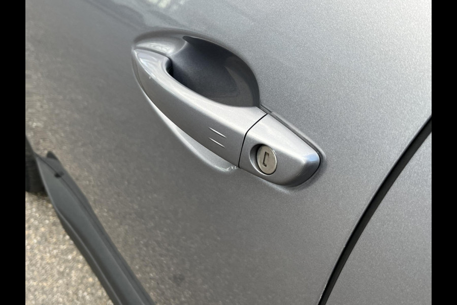 Peugeot 3008 GT PHEV | APPLE CARPLAY | ELEKTRISCHE ACHTERKLEP | CAMERA VOOR + ACHTER | ADAPTIVE CRUISE CONTROL | FOCAL AUDIO | DODEHOEK DETECTIE| RIJKLAARPRIJS INCL. 12 MND BOVAG GARANTIE